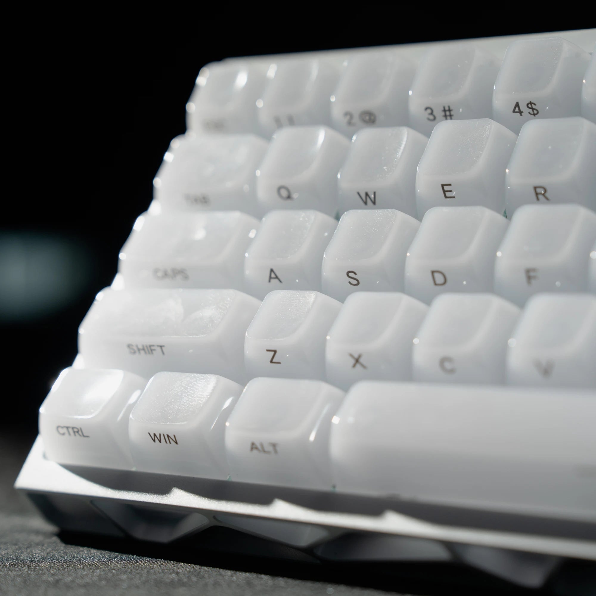 Creamy White RGB Backlit Keycaps Side Print Foggy Transparent Crystal PC Keycaps MDA Profile 115 Keys for MX Switches Keyboard